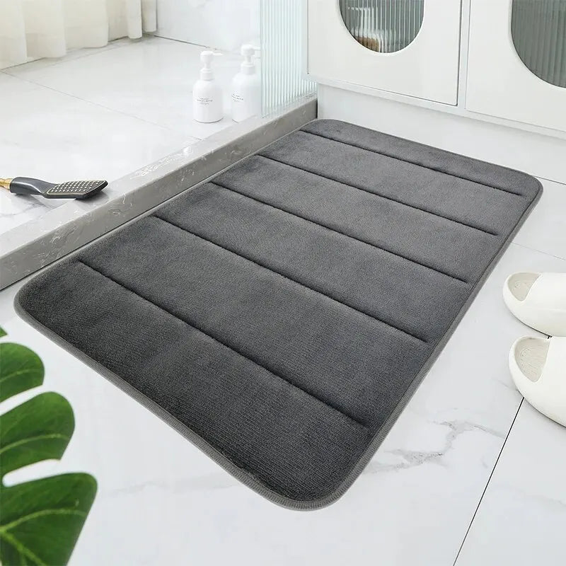 Coral Velvet Anti-Slip Bath Mat — Quick-Dry, Machine Washable, Striped