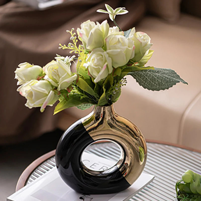 Luxury Nordic Ceramic Vase with Gold Detail — S, M or L