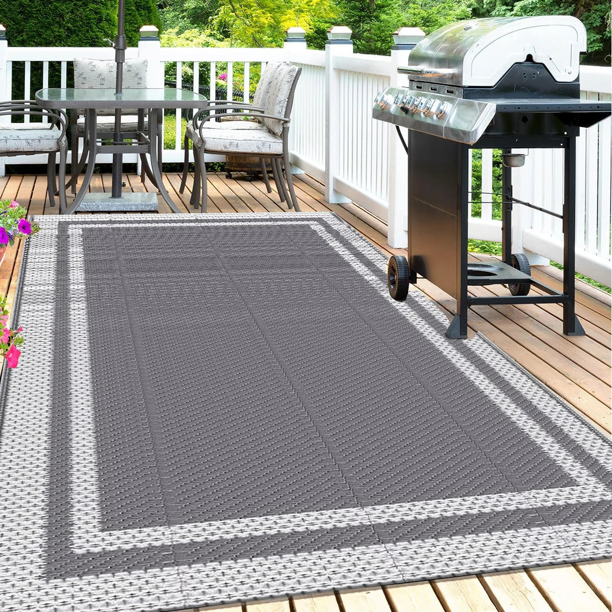 PP Outdoor Mat 6×9ft – Gray & White Grid with Ground Pegs for Patio & Camping