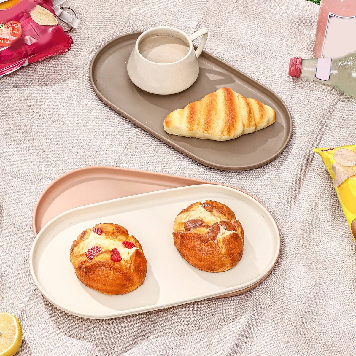 Oval Plastic Storage Tray Reusable Food Serving Tray Dessert Fruit Tray Kitchen Organizer Multi-purpose Jewelry Display Tray