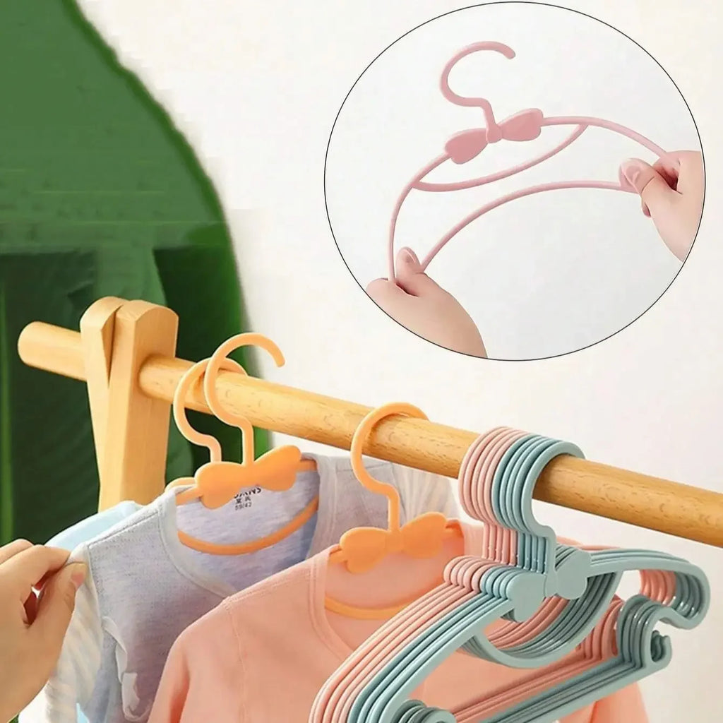 Plastic Baby & Kids Clothes Hangers