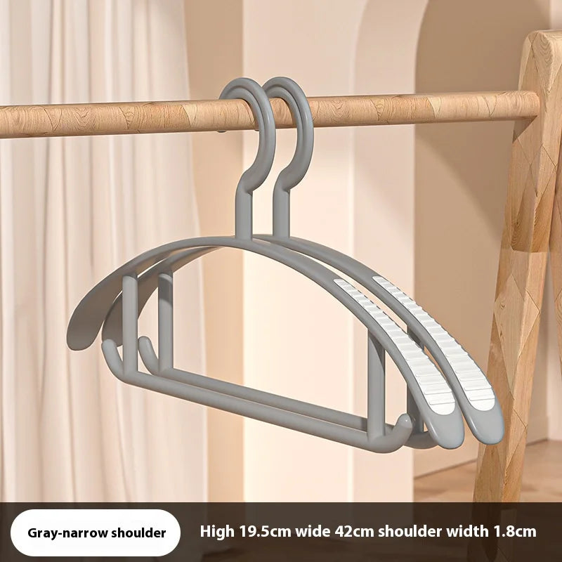 Non-Slip Wide Shoulder Plastic Clothes Hanger