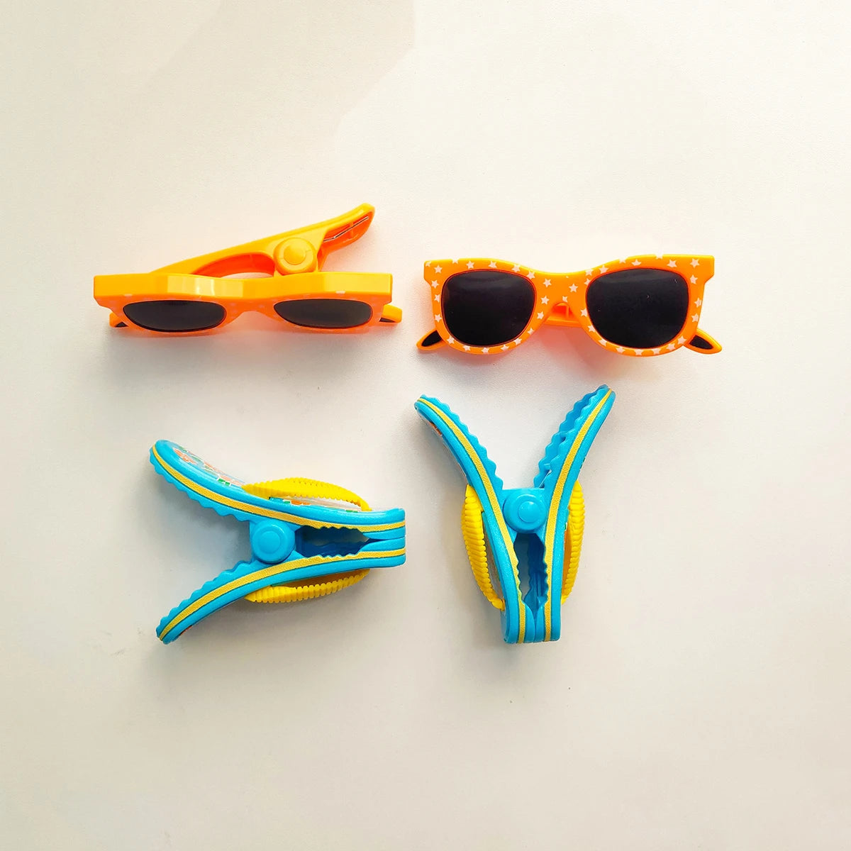 Beach Towel & Sunbed Clips – Set of 2